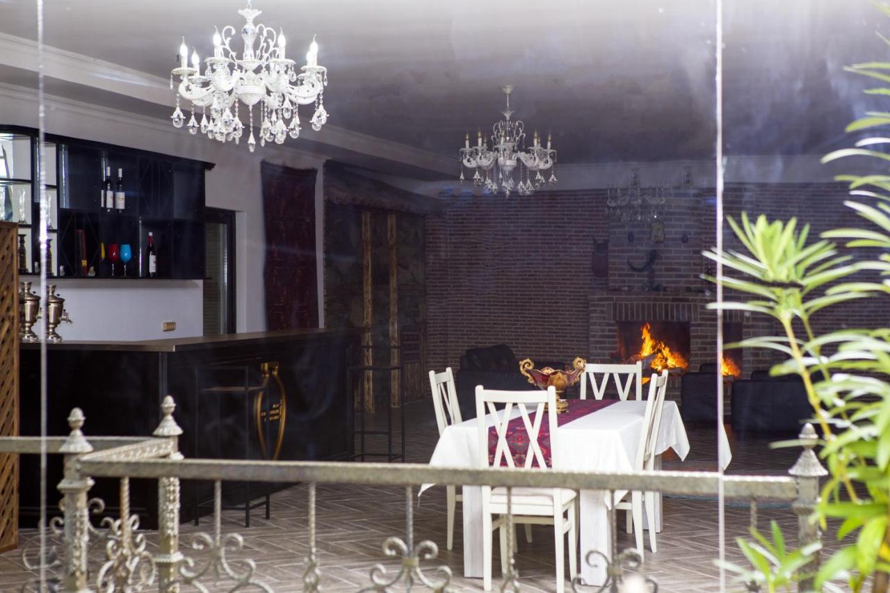 Bekas Wine Cellar Hotel Akhmeta ภายนอก รูปภาพ