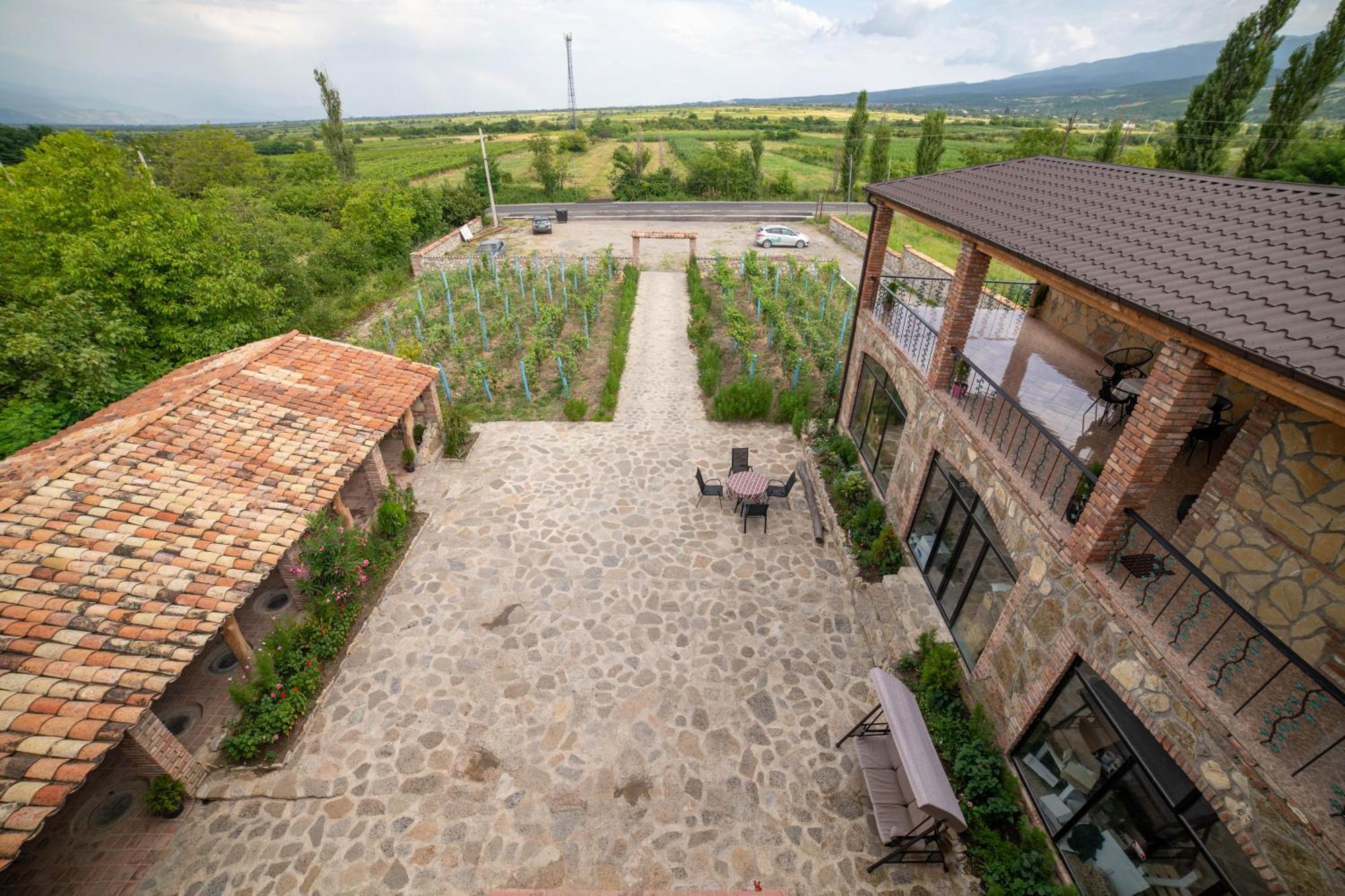 Bekas Wine Cellar Hotel Akhmeta ภายนอก รูปภาพ