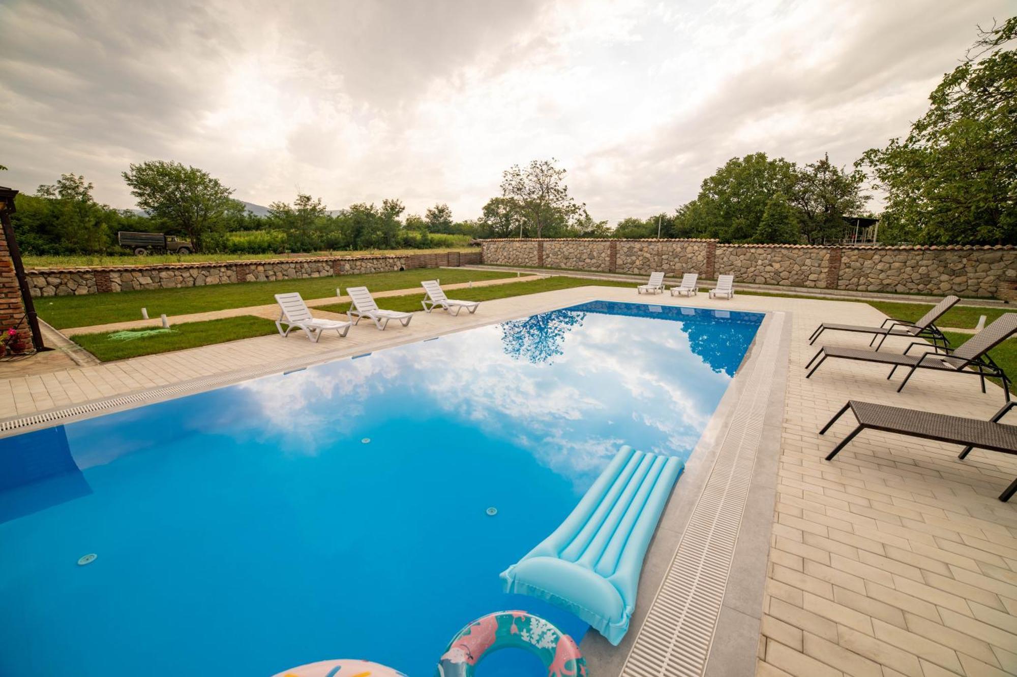 Bekas Wine Cellar Hotel Akhmeta ภายนอก รูปภาพ
